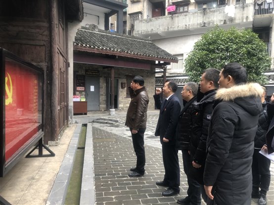 D:\我的资料\桌面\微信图片_20200106151541.jpg