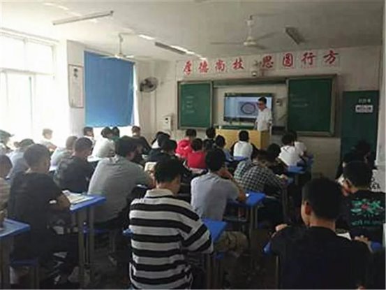 9fdd050c619fb9bc0993b2e6879c7b8d